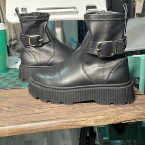 Zara kids Black Ankle Boots size 34 kids